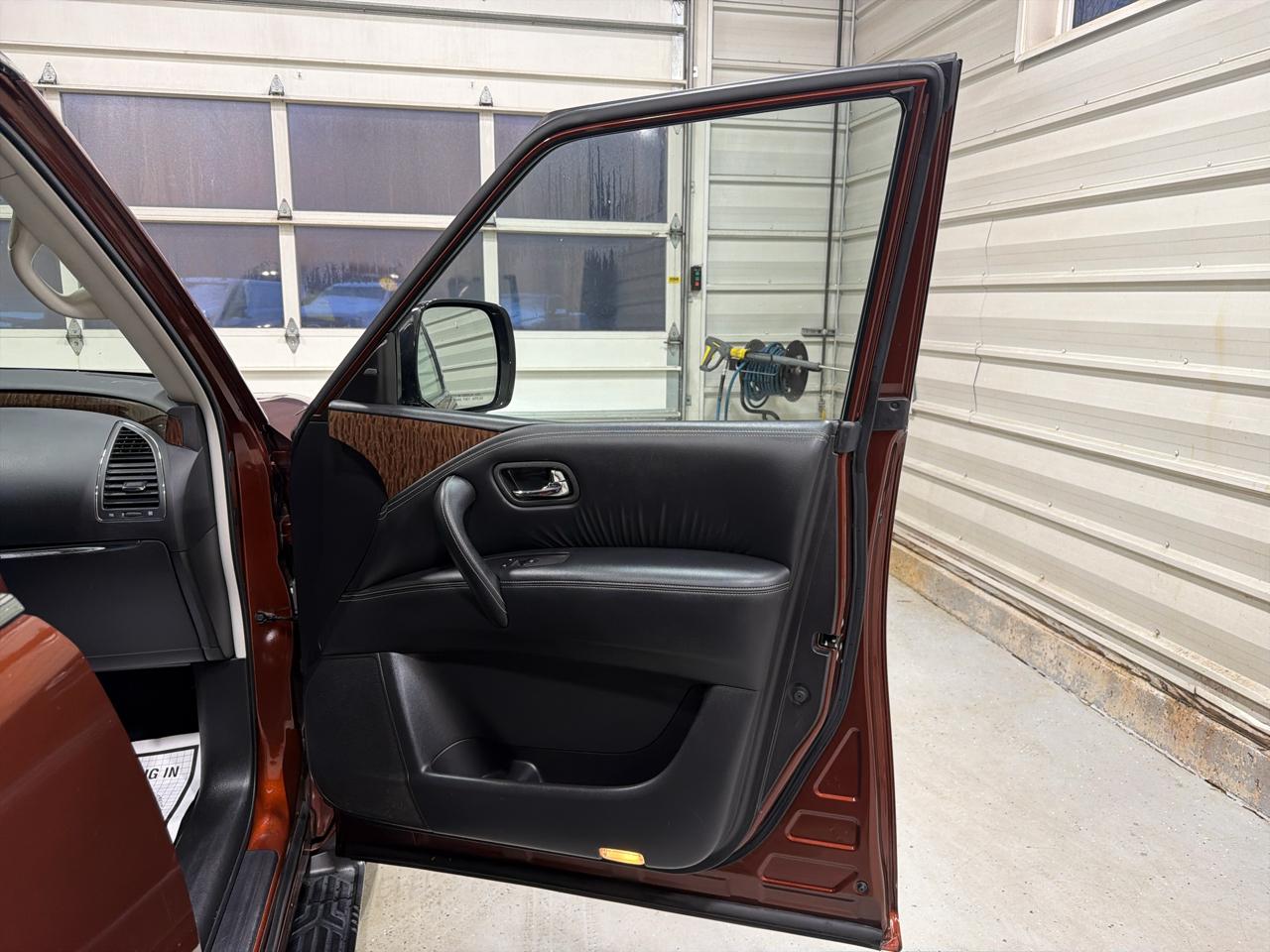 Nissan Armada 4x4 SL 2019