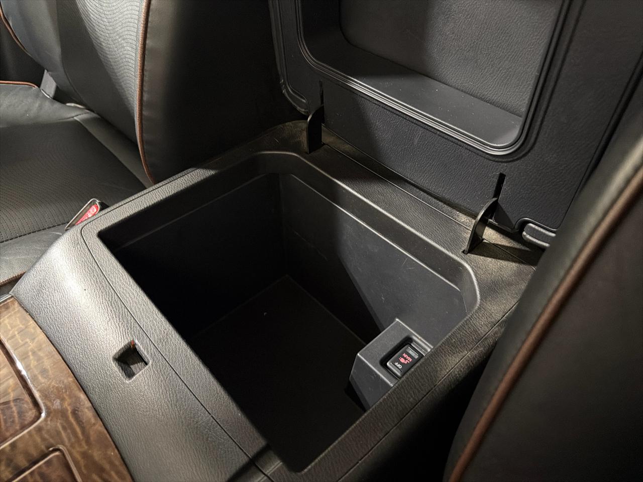 Nissan Armada 4x4 SL 2019