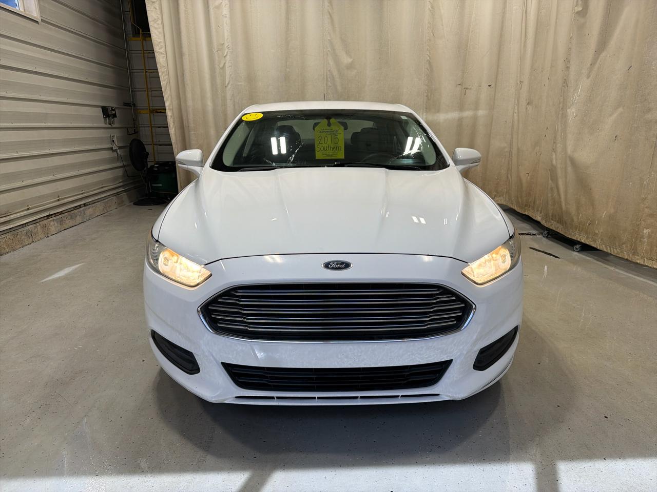 Ford Fusion 4dr Sdn SE FWD 2015