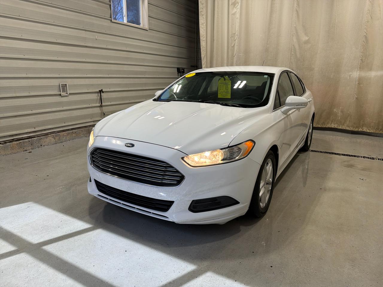 Ford Fusion 4dr Sdn SE FWD 2015