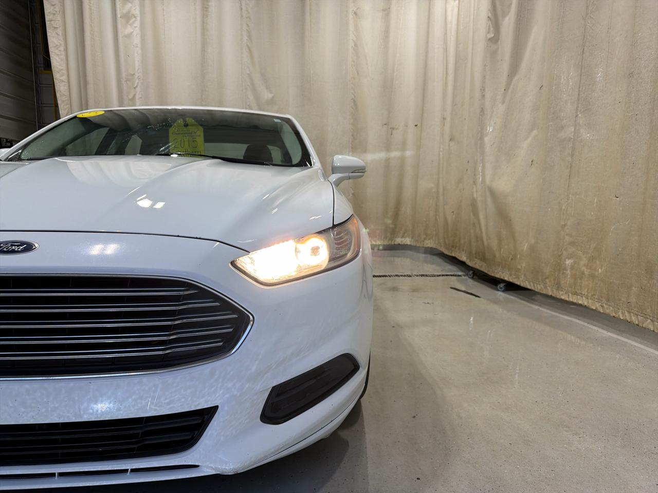 Ford Fusion 4dr Sdn SE FWD 2015