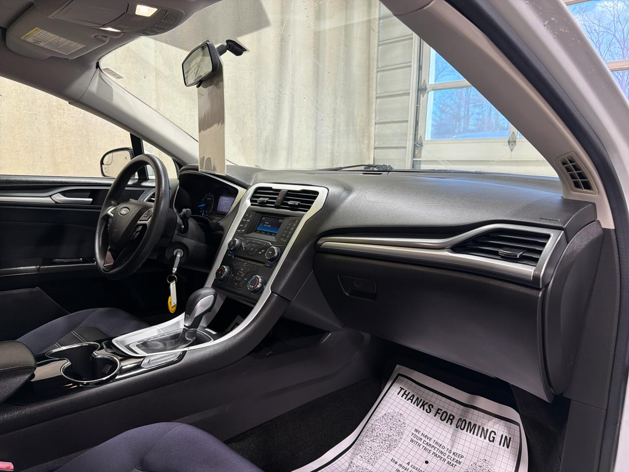 Ford Fusion 4dr Sdn SE FWD 2015