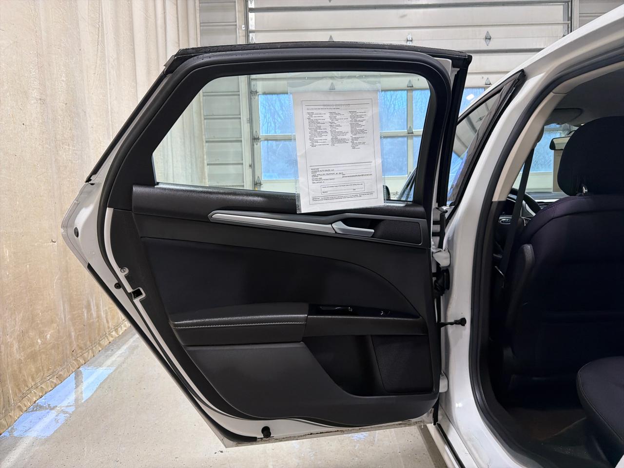 Ford Fusion 4dr Sdn SE FWD 2015