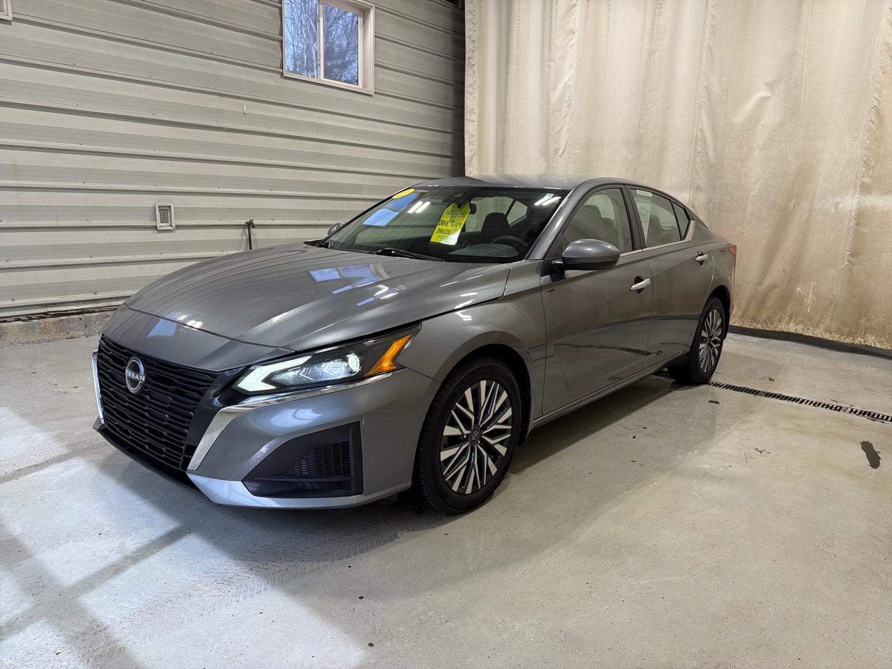 Nissan Altima 2.5 SV AWD Sedan 2023