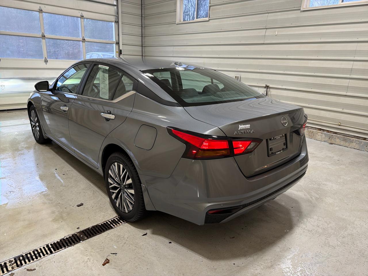 Nissan Altima 2.5 SV AWD Sedan 2023