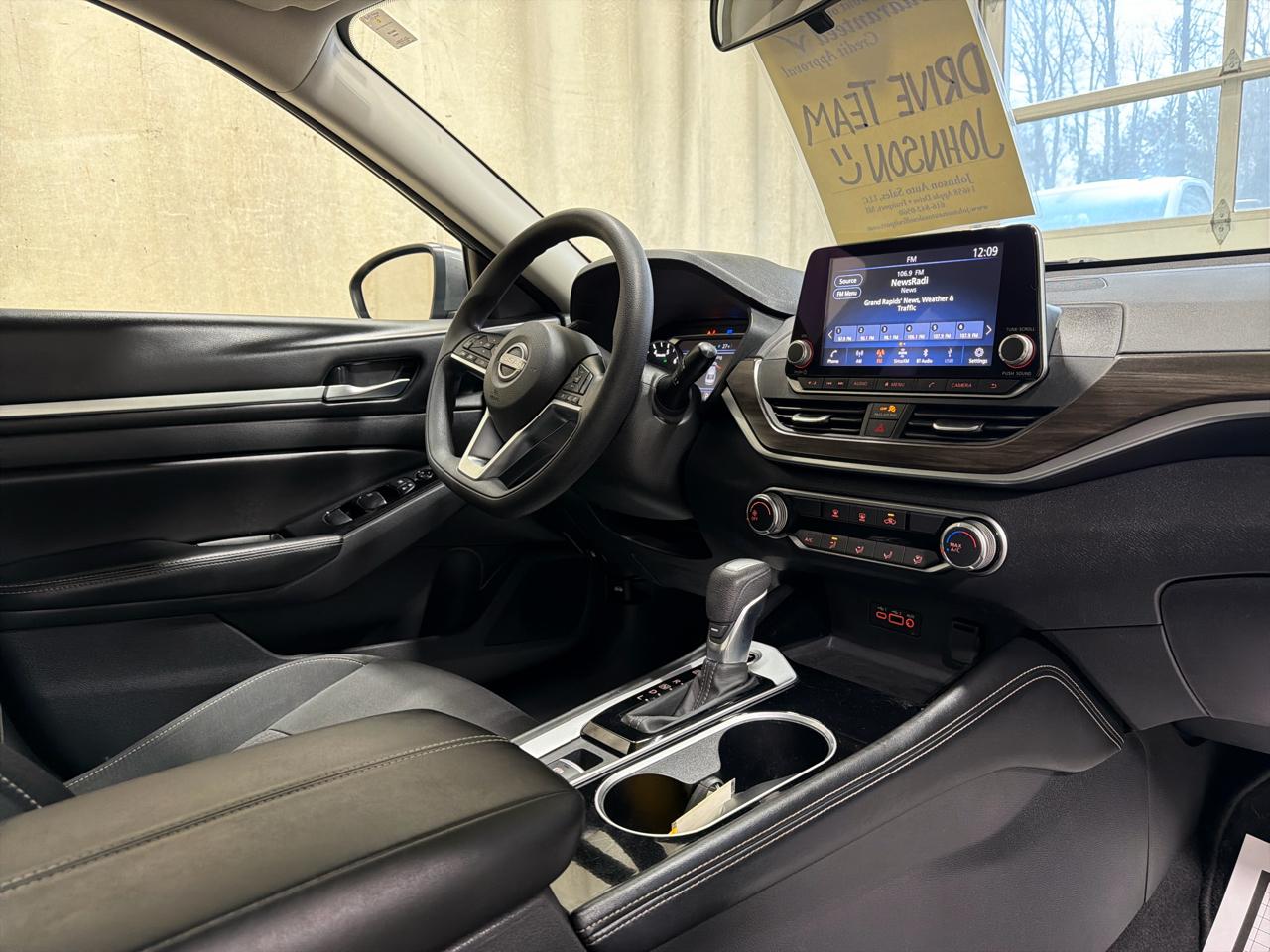 Nissan Altima 2.5 SV AWD Sedan 2023