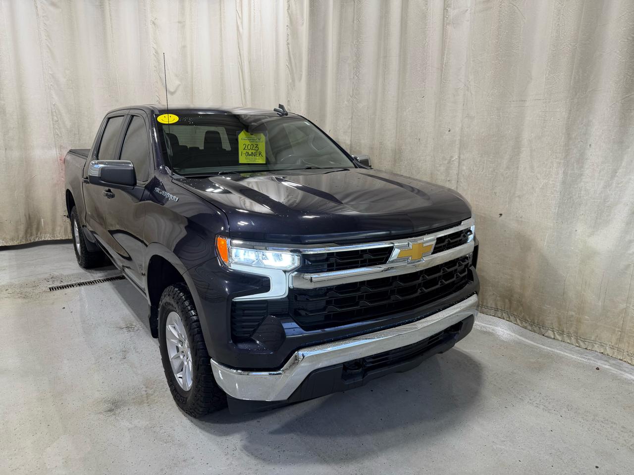 Chevrolet Silverado 1500 4WD Crew Cab 147" LT w/1LT 2023