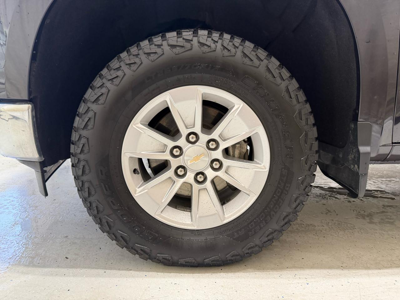 Chevrolet Silverado 1500 4WD Crew Cab 147" LT w/1LT 2023