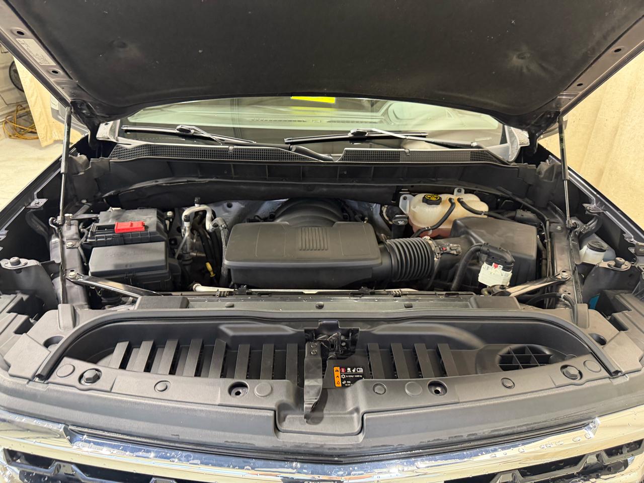 Chevrolet Silverado 1500 4WD Crew Cab 147" LT w/1LT 2023