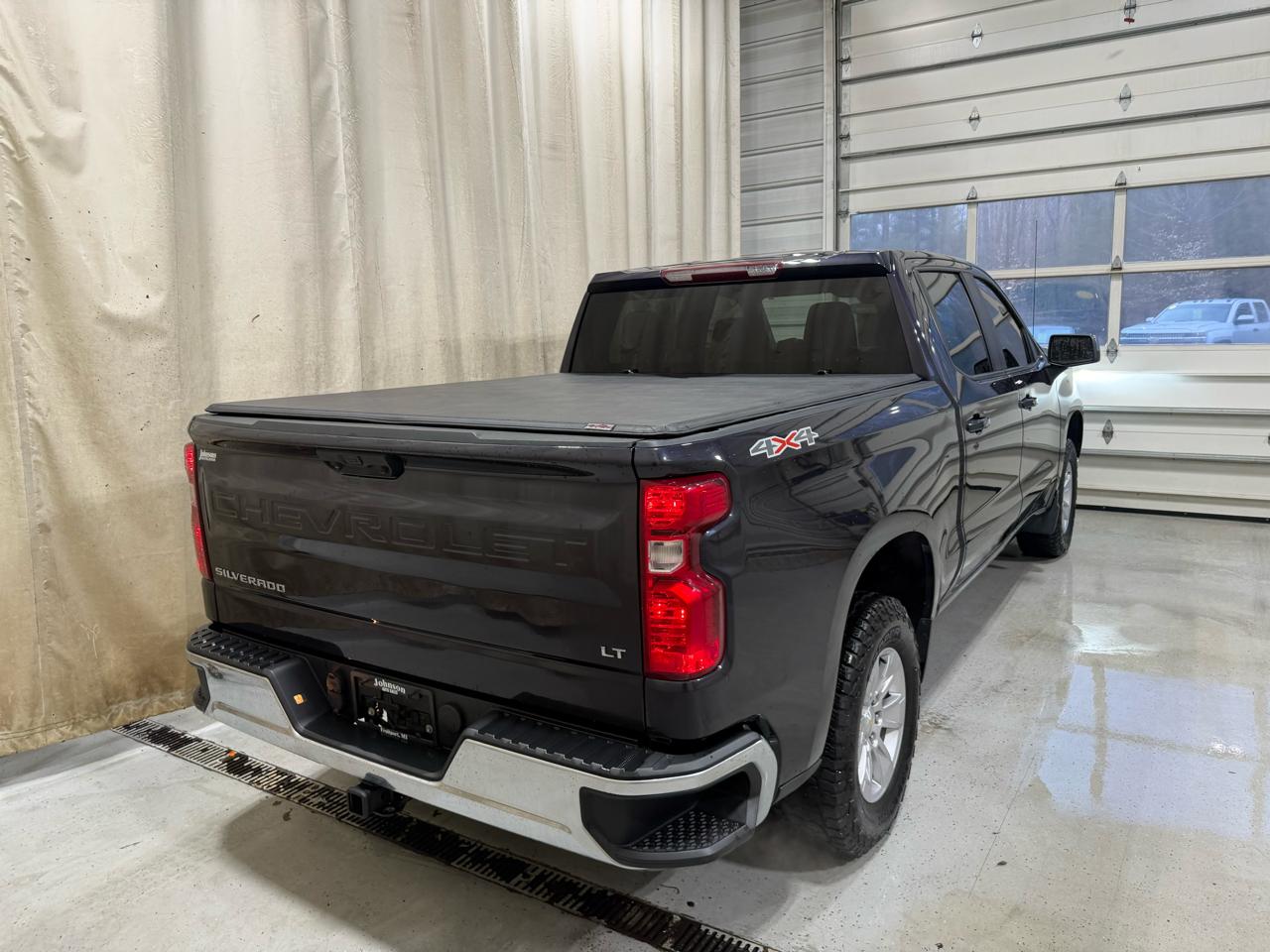 Chevrolet Silverado 1500 4WD Crew Cab 147" LT w/1LT 2023