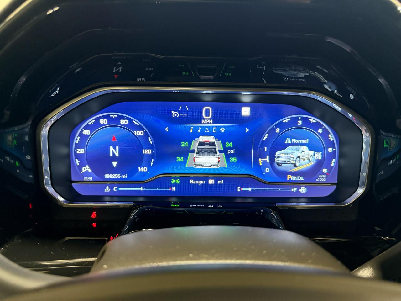 Chevrolet Silverado 1500 4WD Crew Cab 147" LT w/1LT 2023