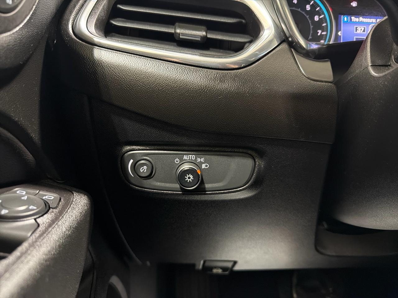 Chevrolet Equinox FWD 4dr LT w/1LT 2019