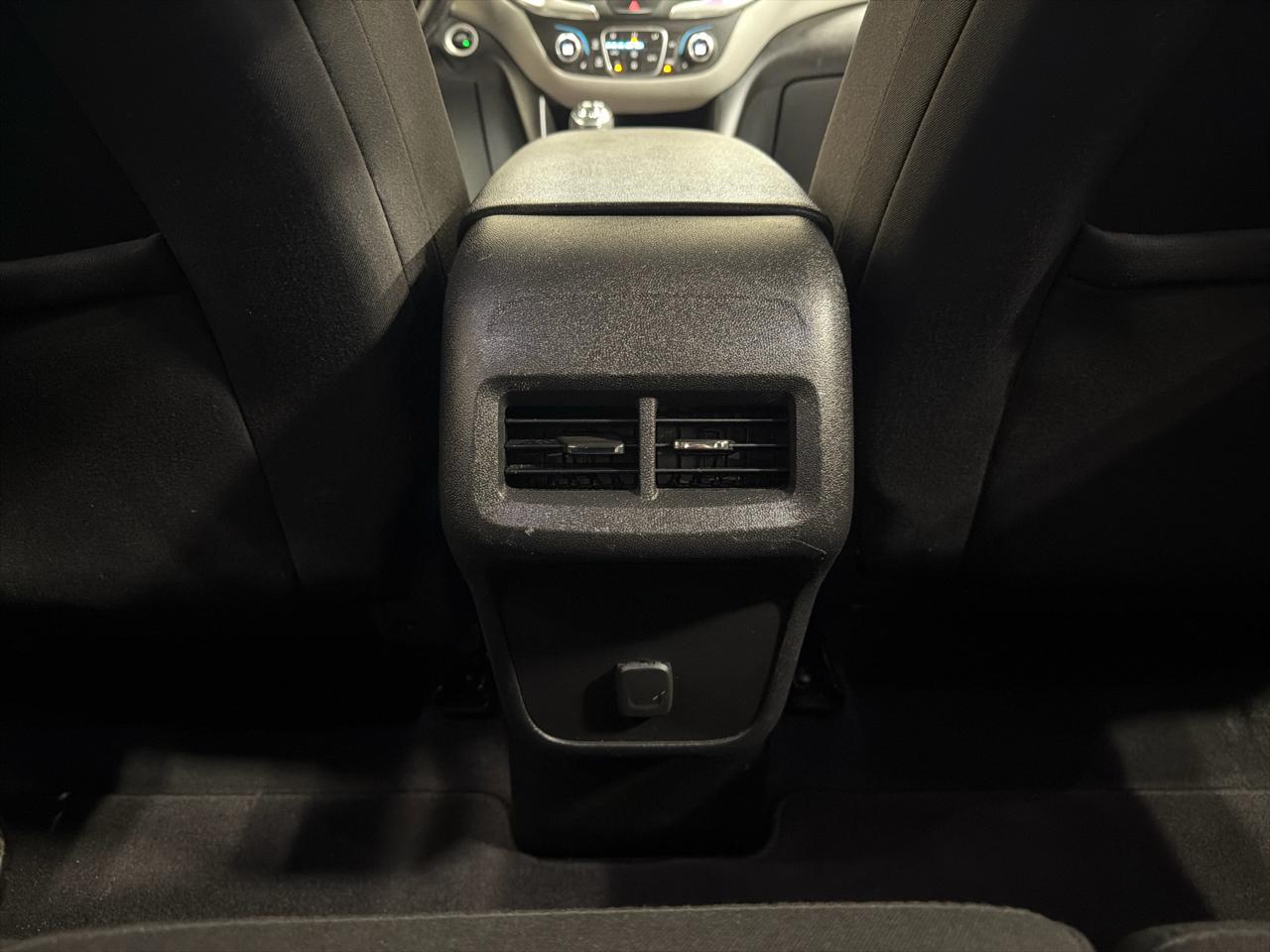 Chevrolet Equinox AWD 4dr LT w/1LT 2018