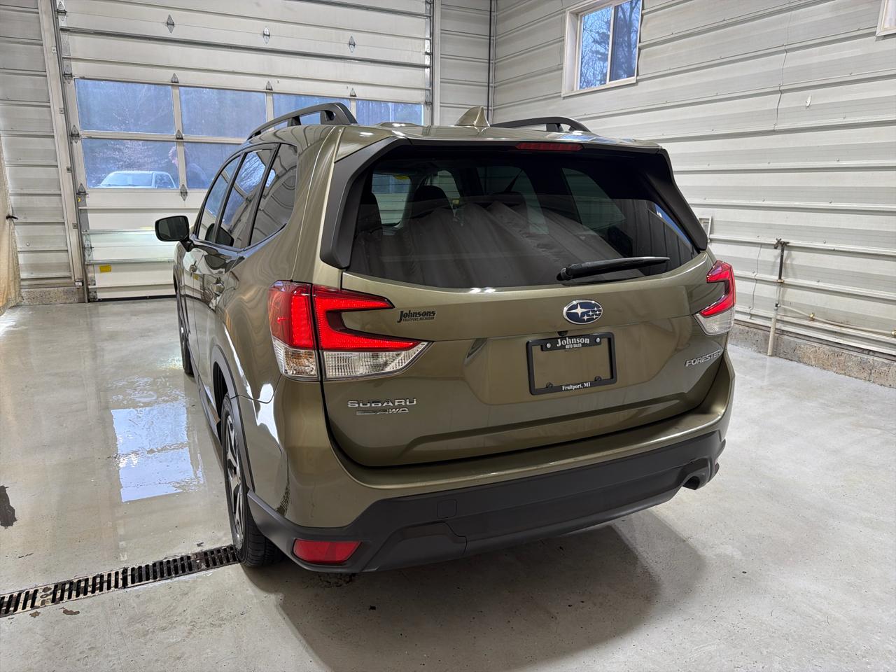 Subaru Forester Premium CVT 2022