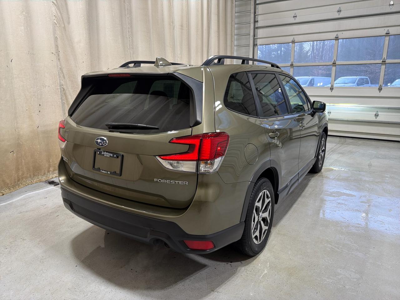 Subaru Forester Premium CVT 2022