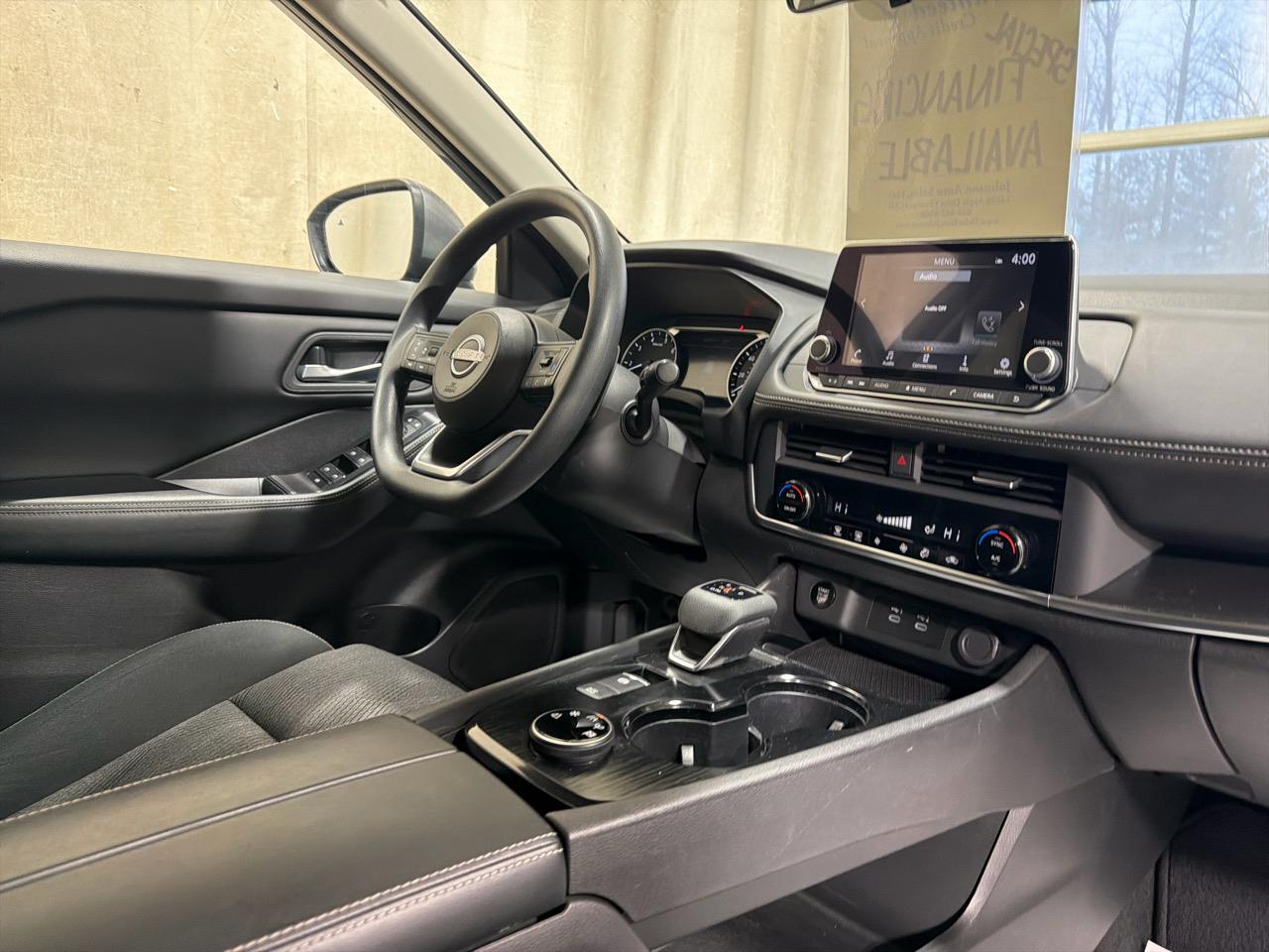 Nissan Rogue AWD SV 2024