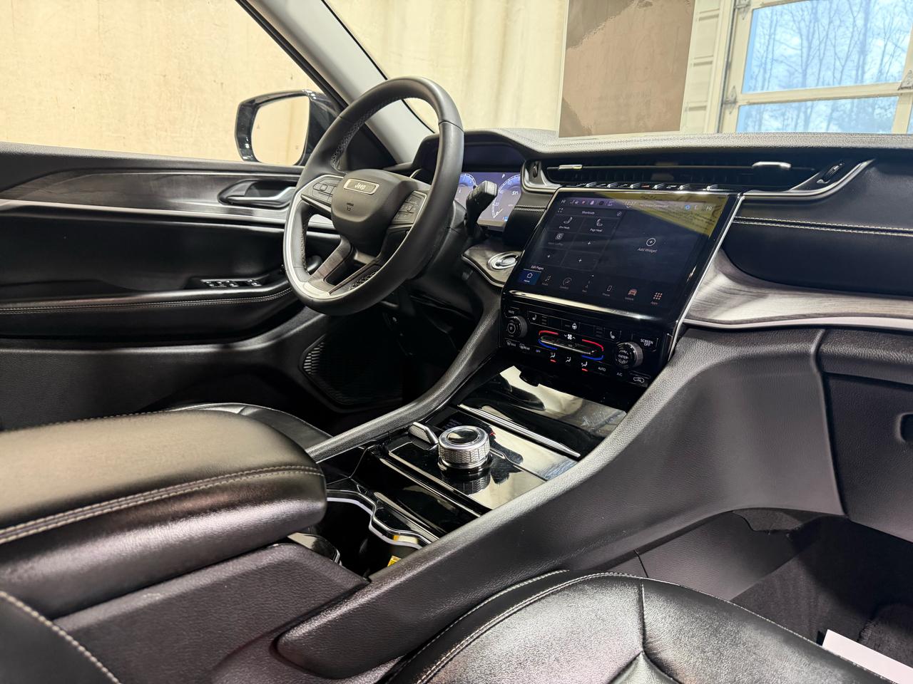 Jeep Grand Cherokee L Limited 4x4 2023