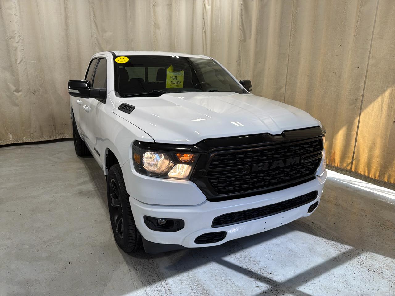 RAM 1500 Big Horn 4x4 Quad Cab 6'4" Box 2022