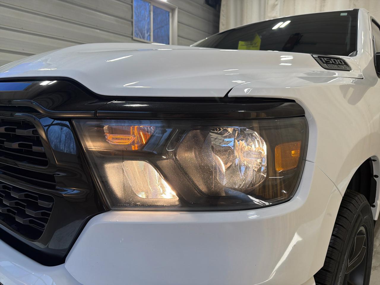 RAM 1500 Big Horn 4x4 Quad Cab 6'4" Box 2022