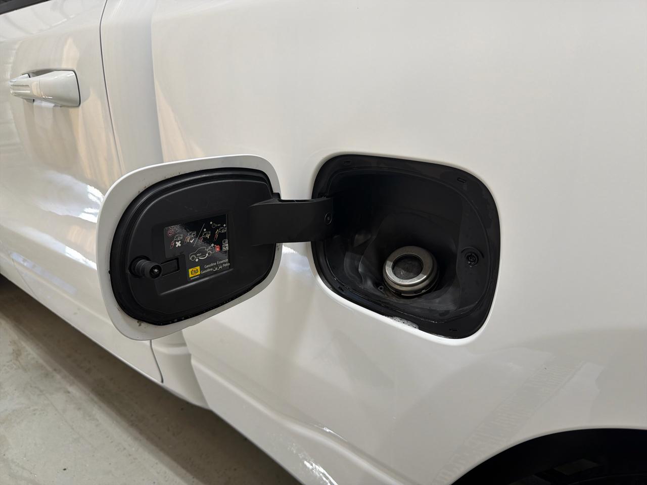 RAM 1500 Big Horn 4x4 Quad Cab 6'4" Box 2022