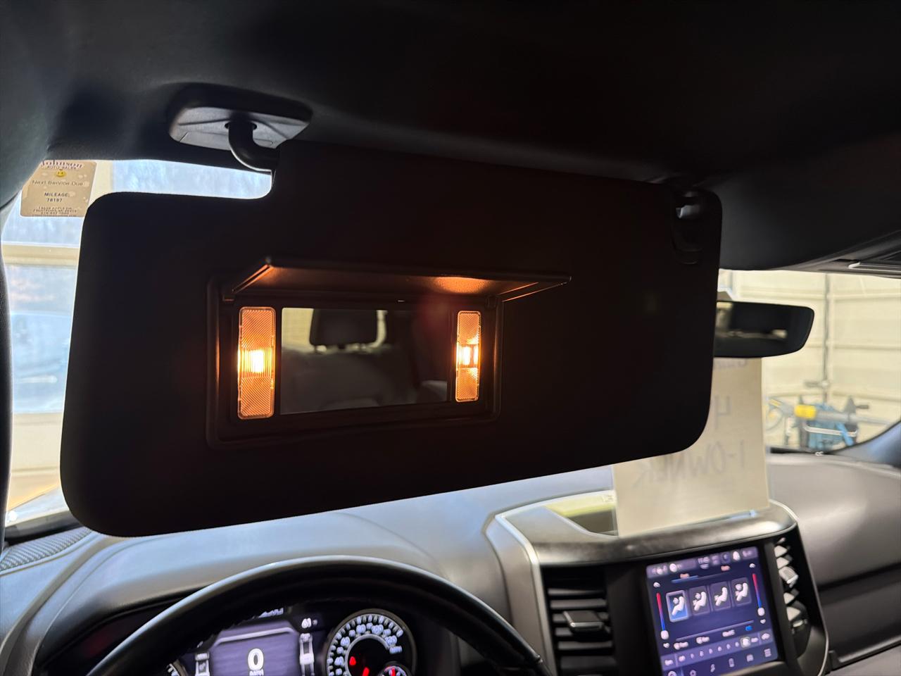 RAM 1500 Big Horn 4x4 Quad Cab 6'4" Box 2022