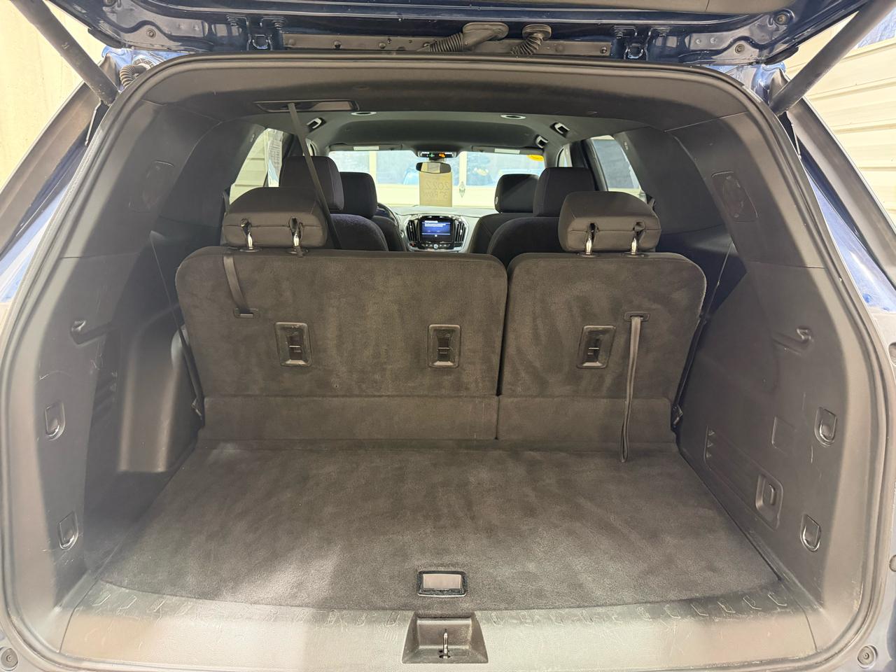 Chevrolet Traverse AWD 4dr LT Cloth w/1LT 2022