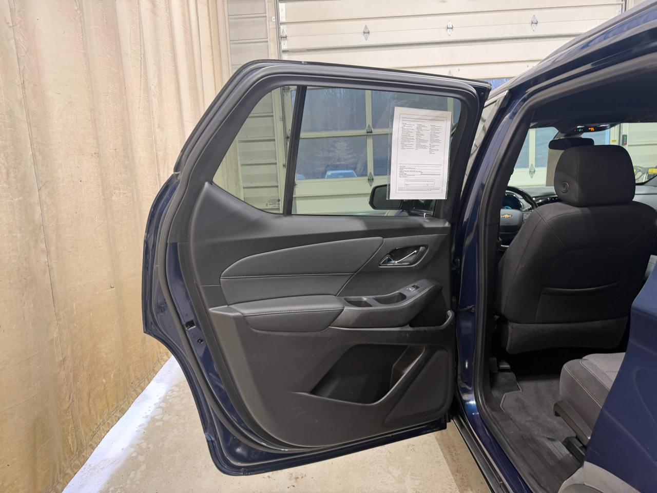 Chevrolet Traverse AWD 4dr LT Cloth w/1LT 2022