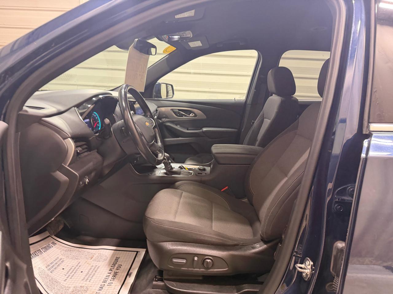 Chevrolet Traverse AWD 4dr LT Cloth w/1LT 2022