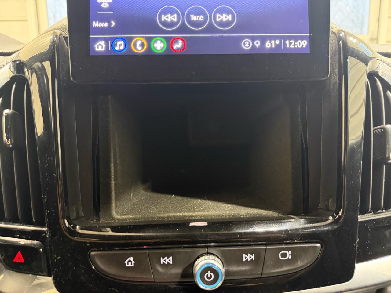 Chevrolet Traverse AWD 4dr LT Cloth w/1LT 2022