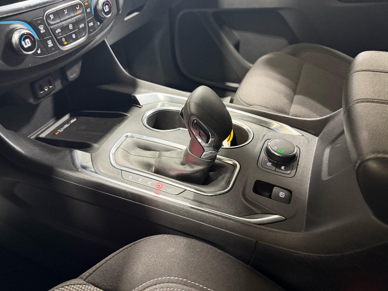 Chevrolet Traverse AWD 4dr LT Cloth w/1LT 2022