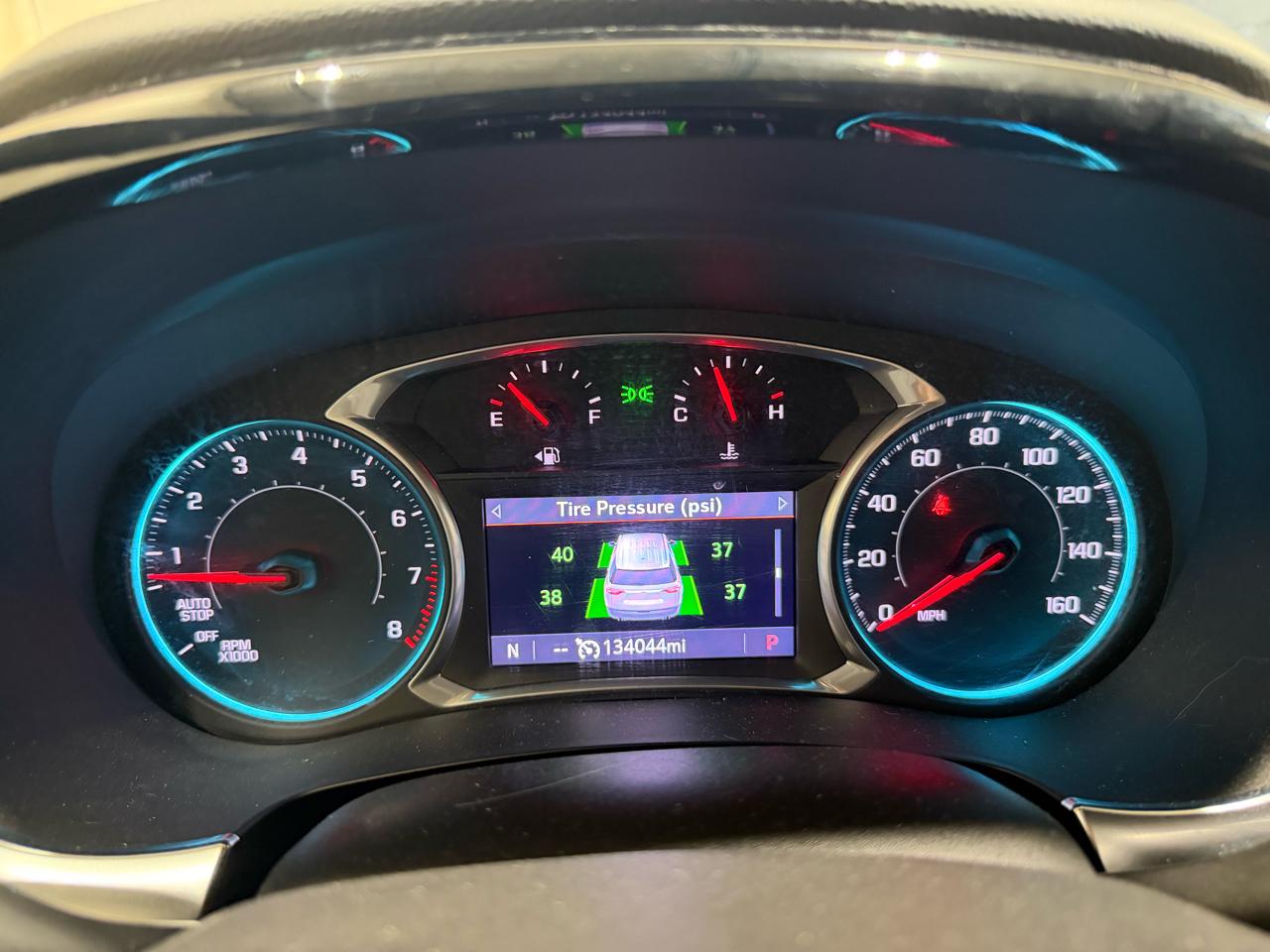 Chevrolet Traverse AWD 4dr LT Cloth w/1LT 2022