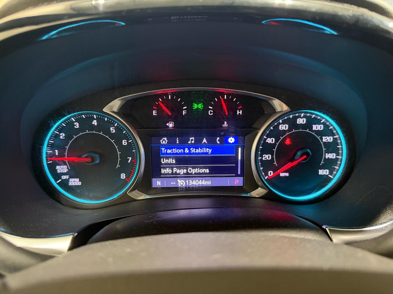 Chevrolet Traverse AWD 4dr LT Cloth w/1LT 2022