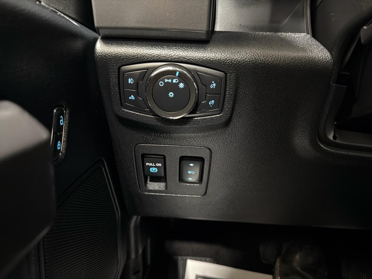 Ford F-150 XLT 4WD SuperCrew 5.5' Box 2020