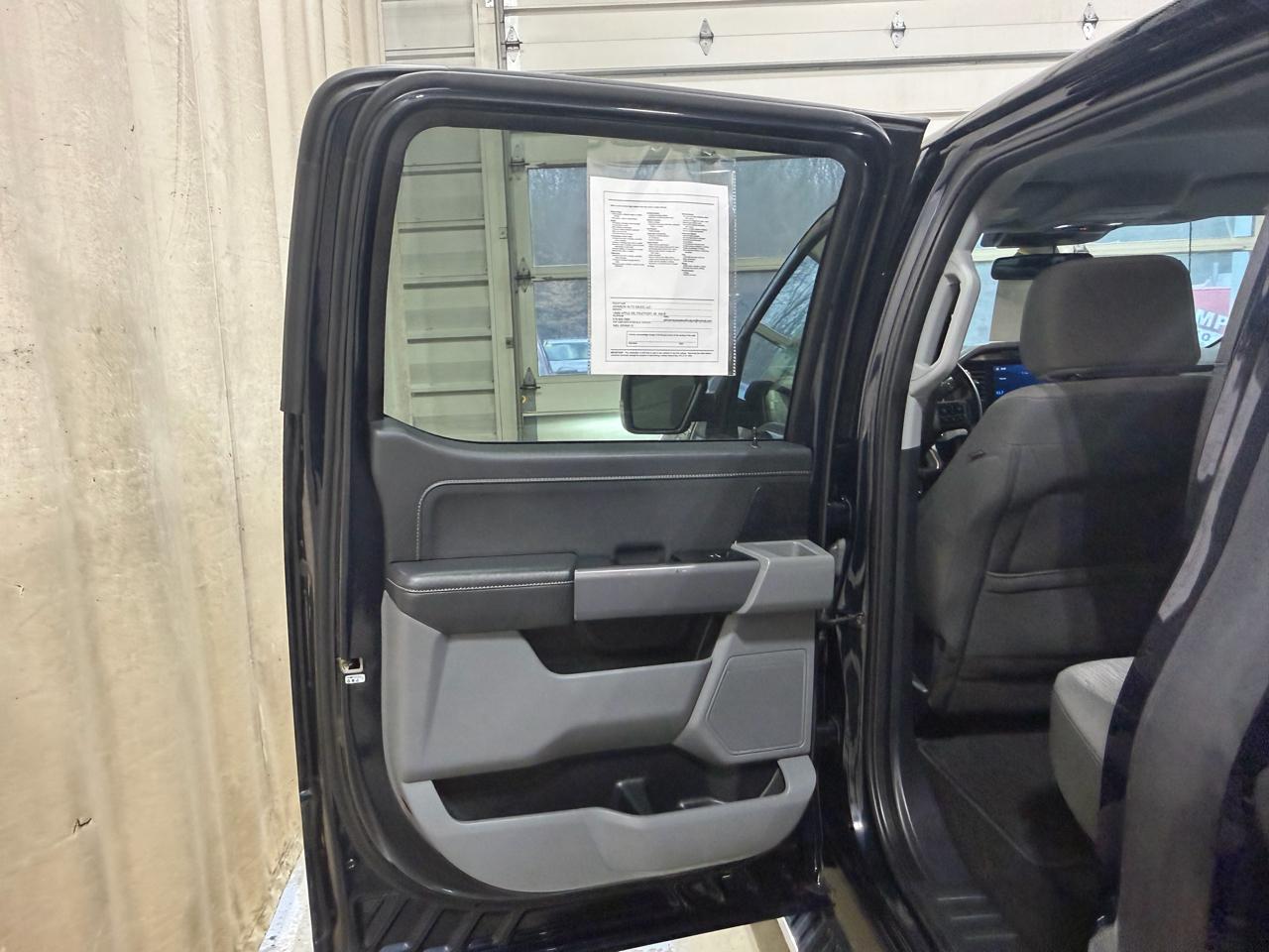 Ford F-150 XLT SuperCrew 5.5-ft. Bed 4WD 2022