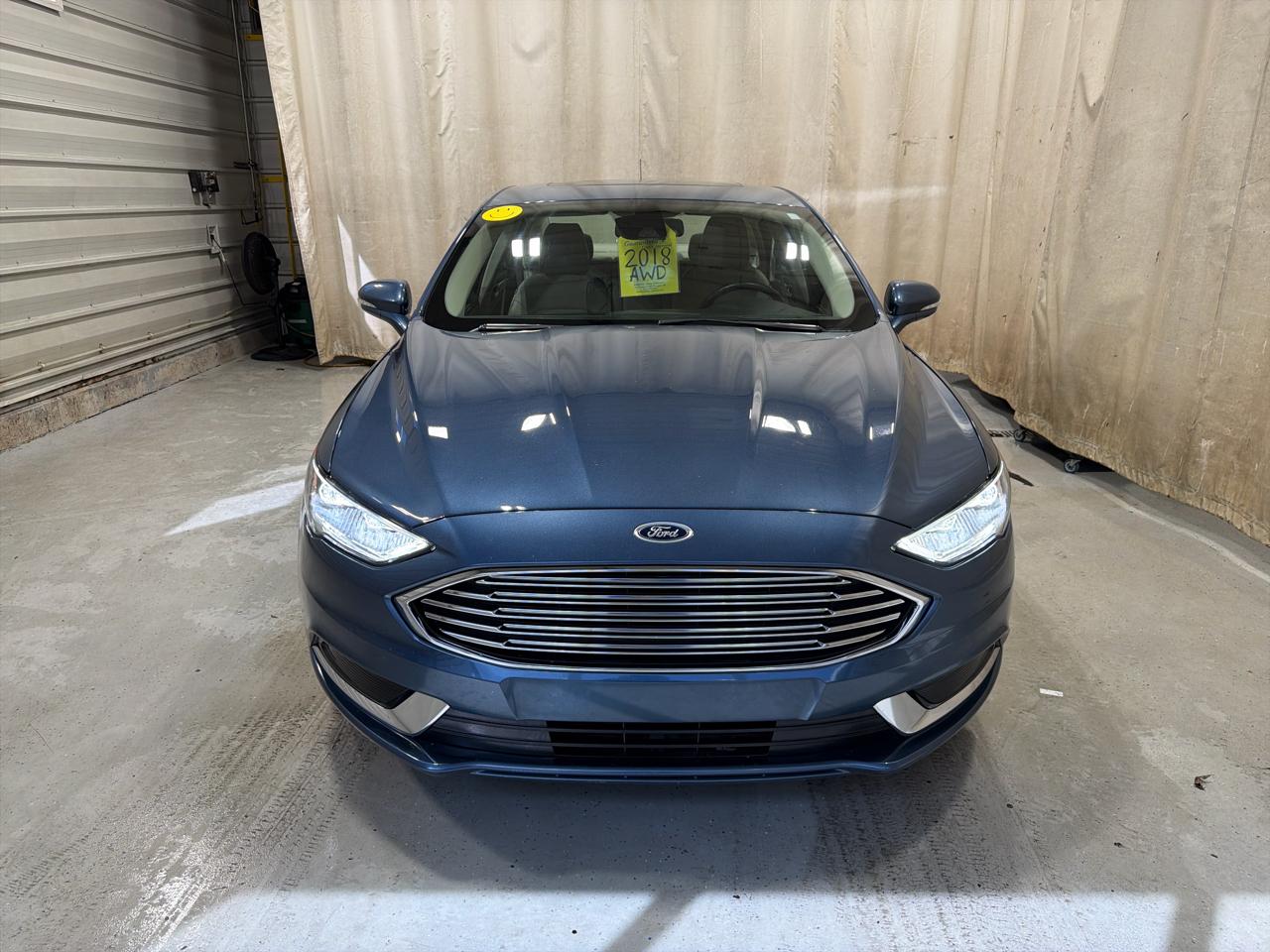 Ford Fusion Hybrid SE FWD 2018