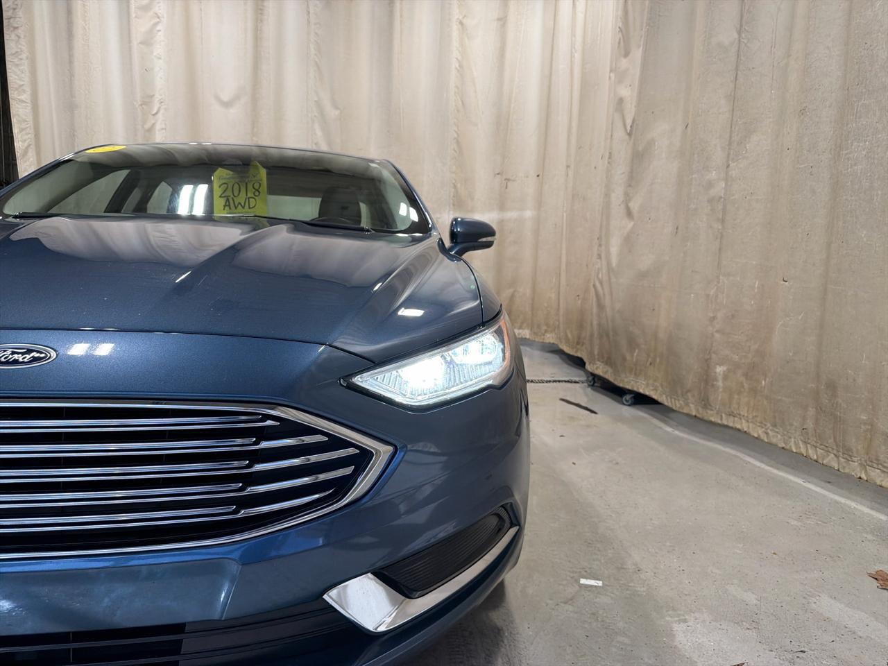 Ford Fusion Hybrid SE FWD 2018