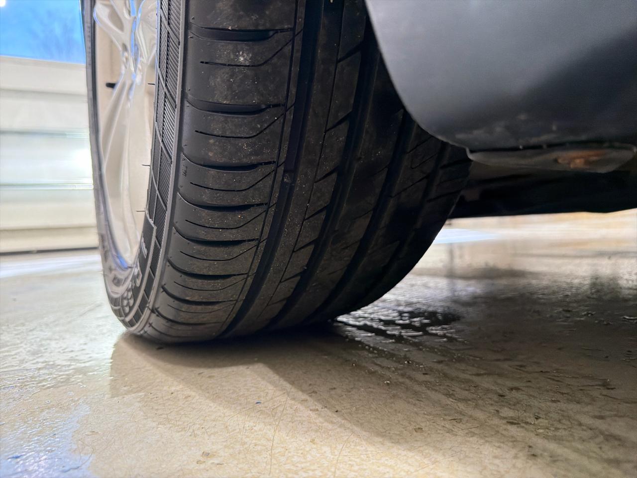 Ford Fusion Hybrid SE FWD 2018