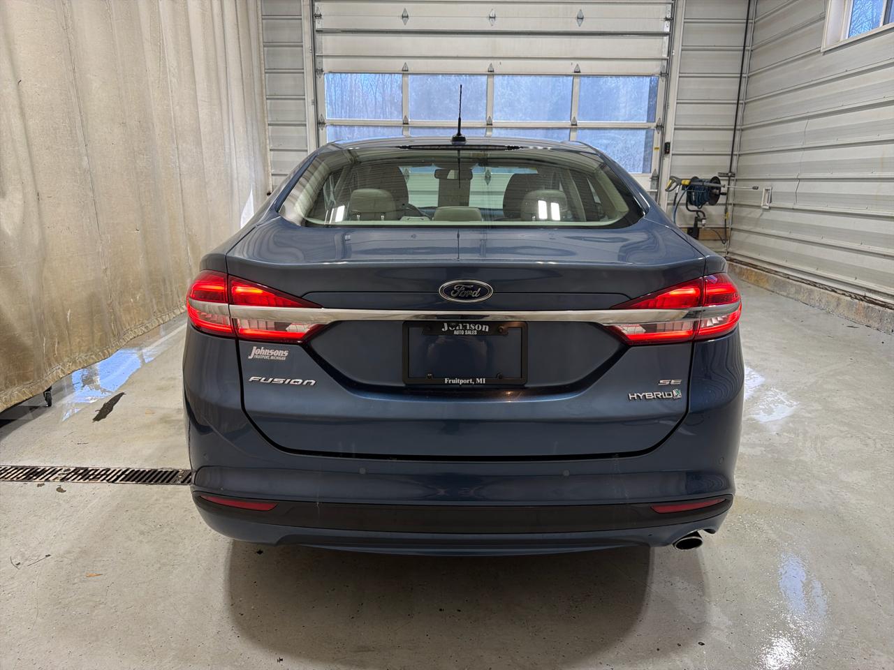 Ford Fusion Hybrid SE FWD 2018