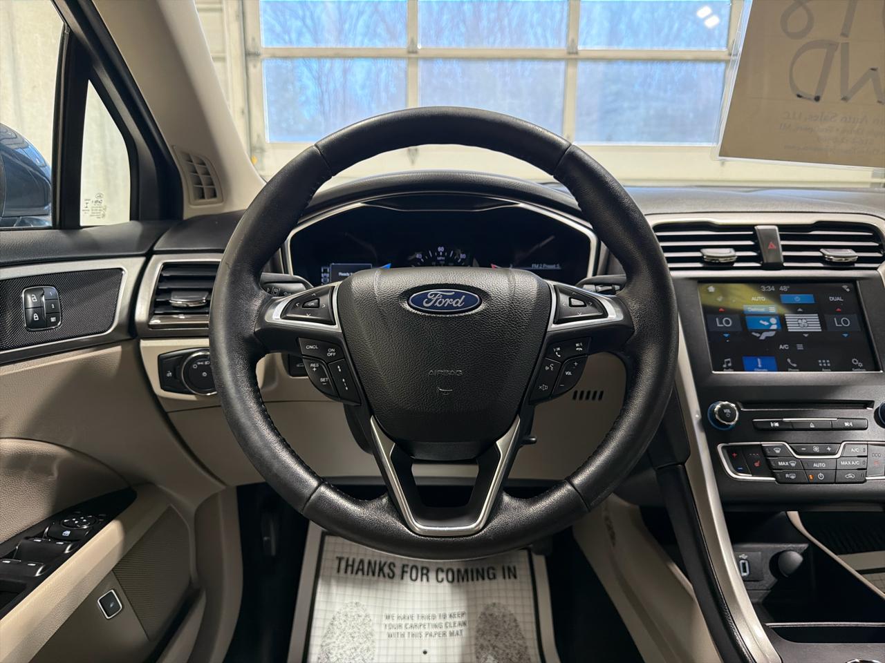 Ford Fusion Hybrid SE FWD 2018