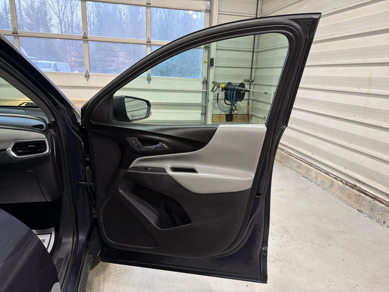 Chevrolet Equinox AWD 4dr LS w/1LS 2018