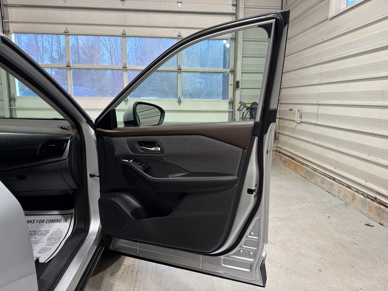 Nissan Rogue AWD SV *Ltd Avail* 2023