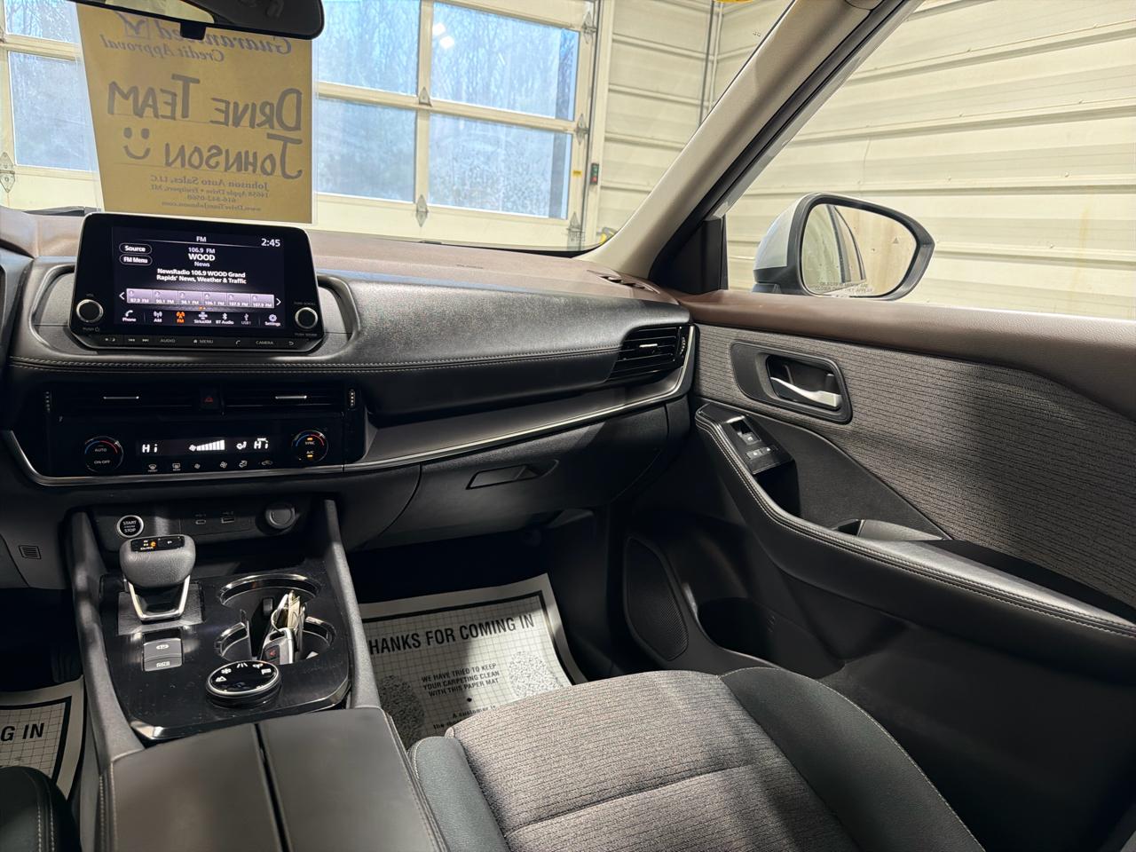 Nissan Rogue AWD SV *Ltd Avail* 2023