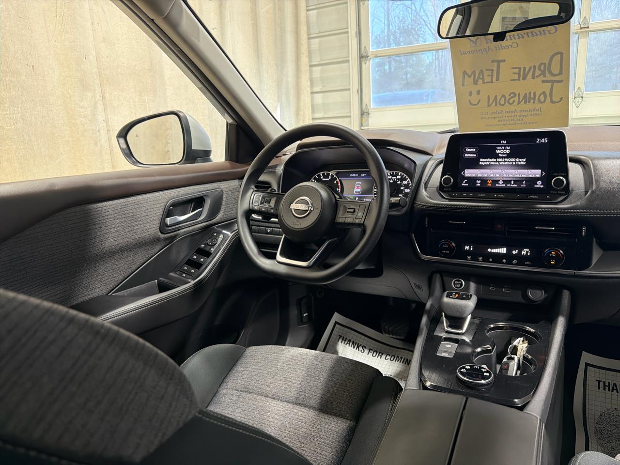 Nissan Rogue AWD SV *Ltd Avail* 2023