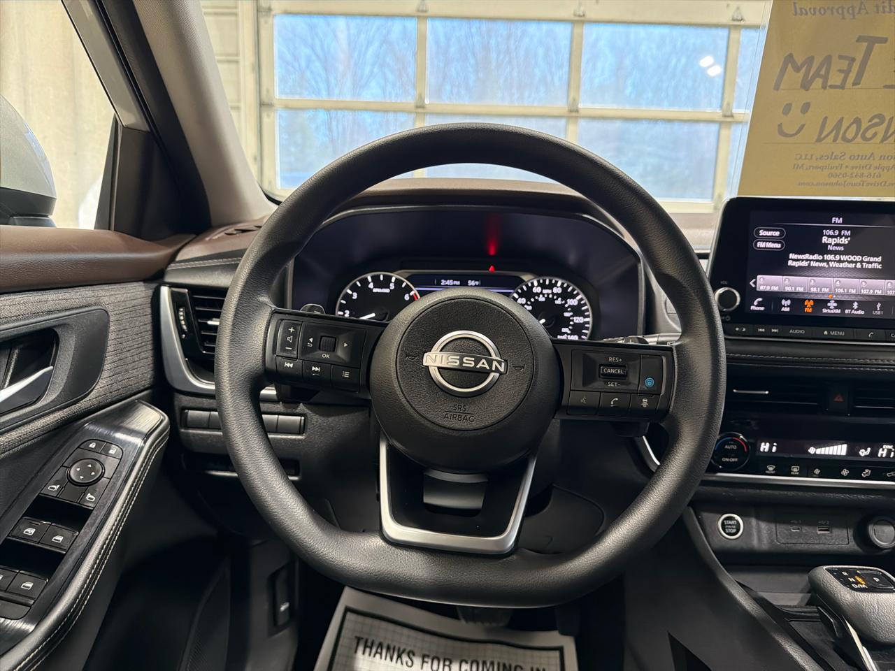 Nissan Rogue AWD SV *Ltd Avail* 2023