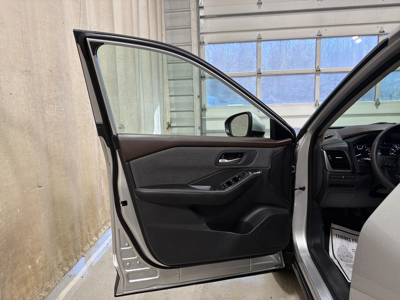 Nissan Rogue AWD SV *Ltd Avail* 2023