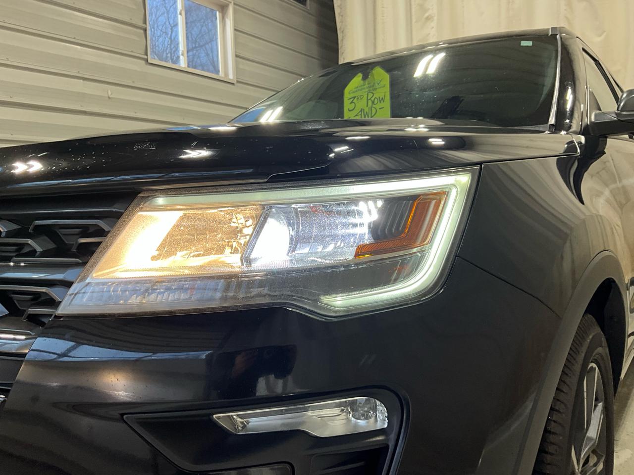 Ford Explorer XLT 4WD 2018