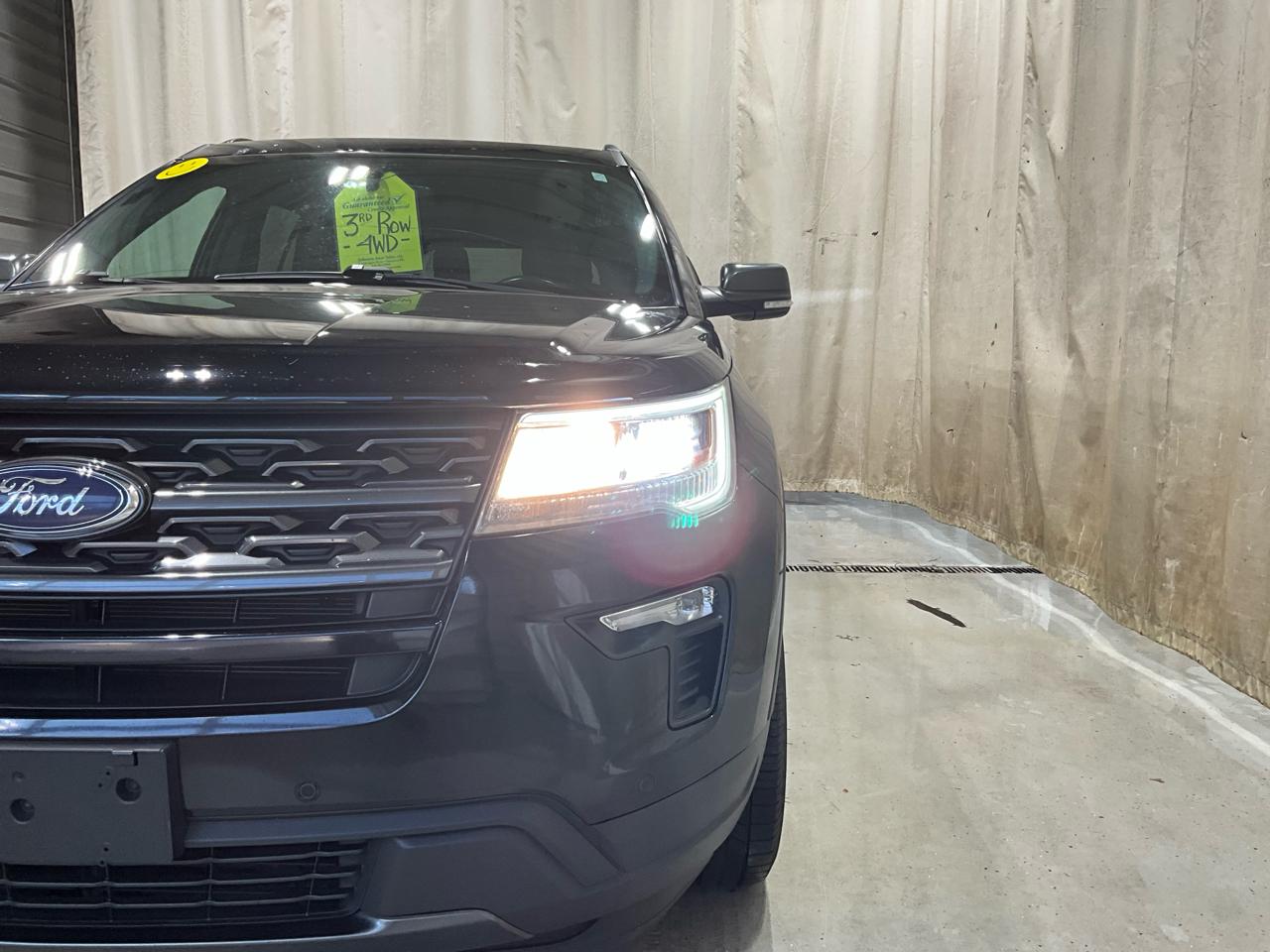 Ford Explorer XLT 4WD 2018