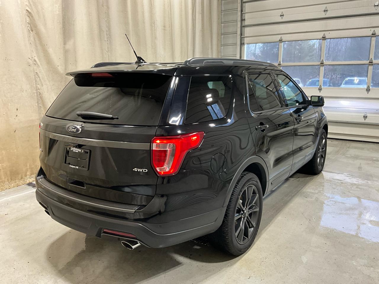 Ford Explorer XLT 4WD 2018