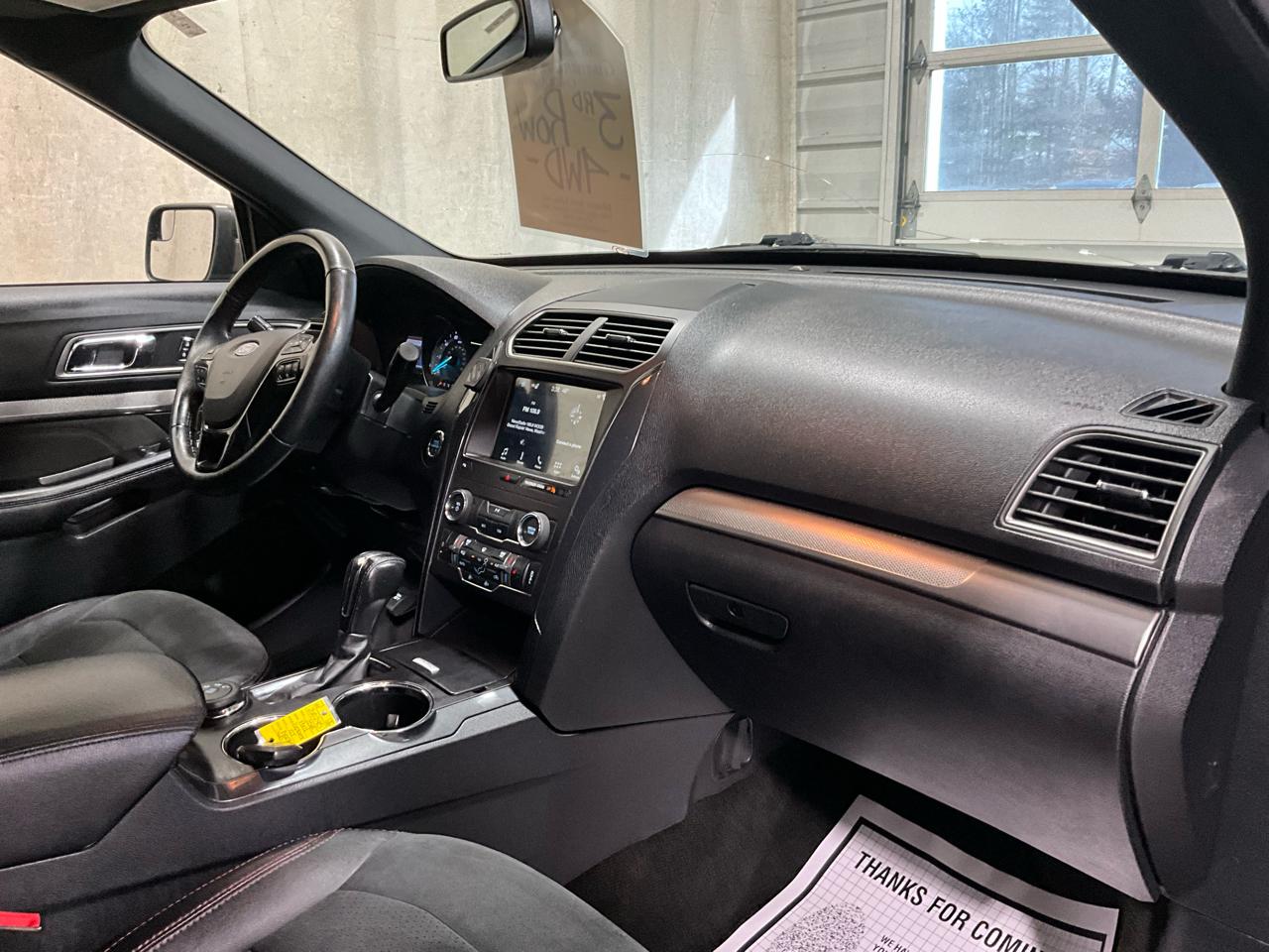 Ford Explorer XLT 4WD 2018