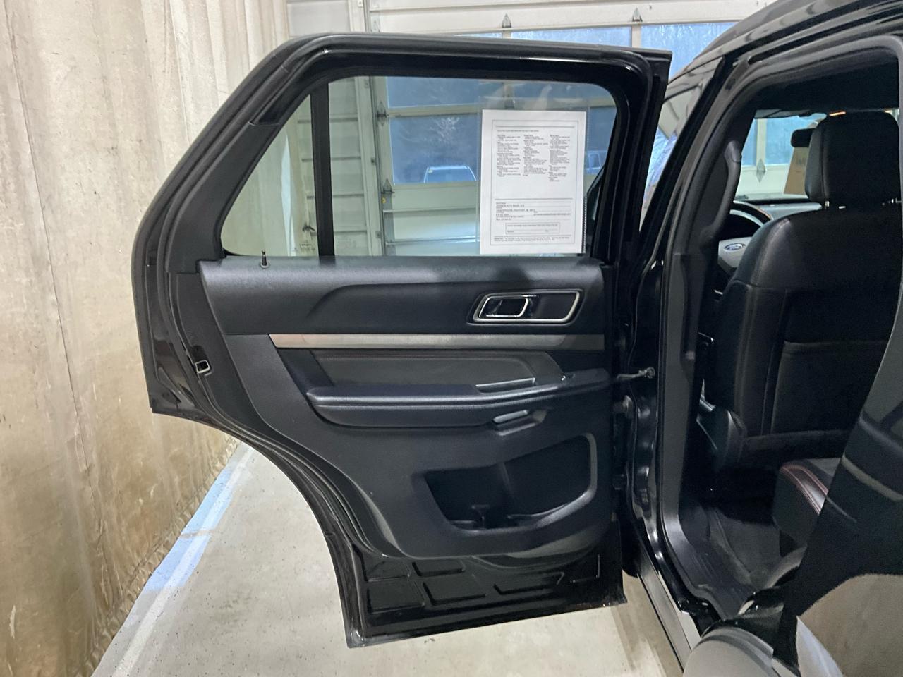 Ford Explorer XLT 4WD 2018